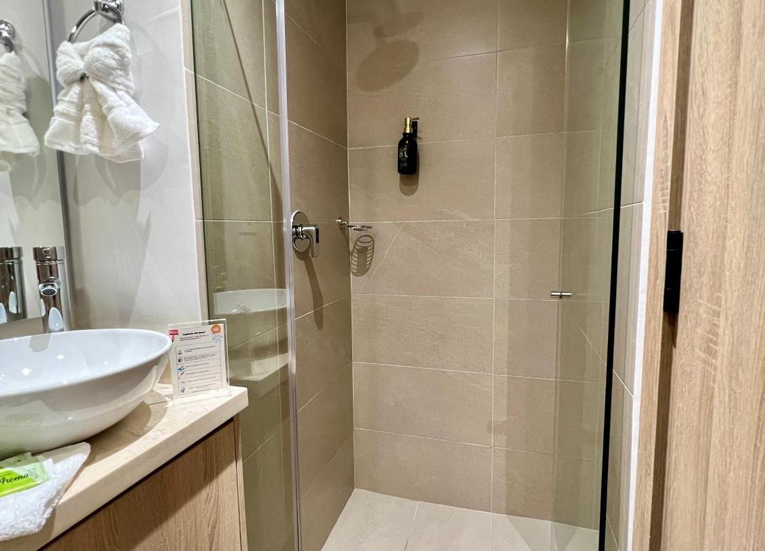 Apartamento Beautiful! Brand New Old Town *