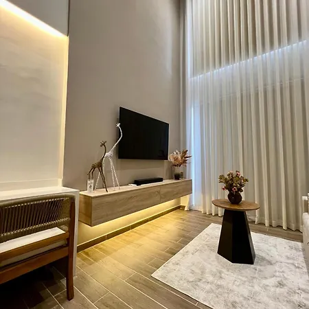 Beautiful! Brand New Old Town Apartamento *